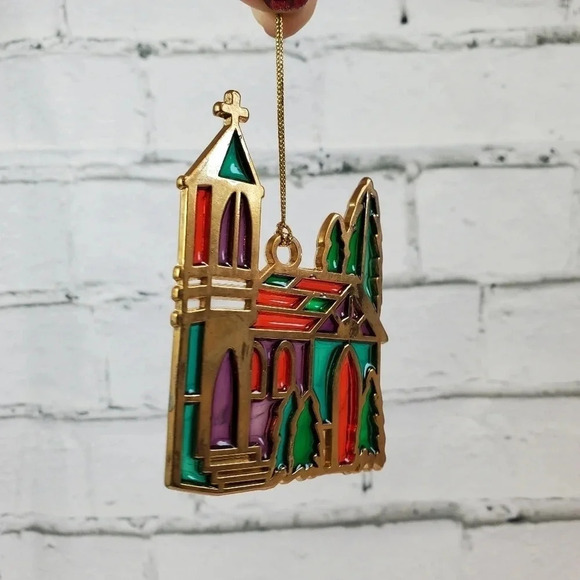 Russ Berrie & CO Holiday Highlights 1980s Vintage Ornament CHRISTMAS CHURCH HM24 - Picture 13 of 16